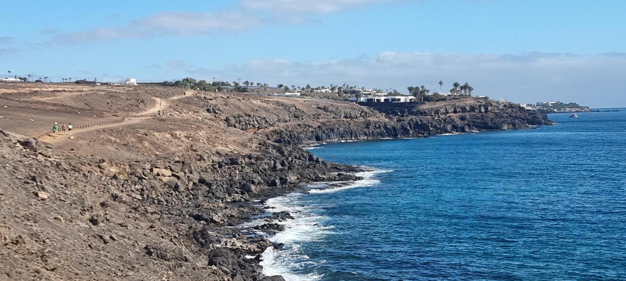 Lanzarote Harbour View Apartment Tias
